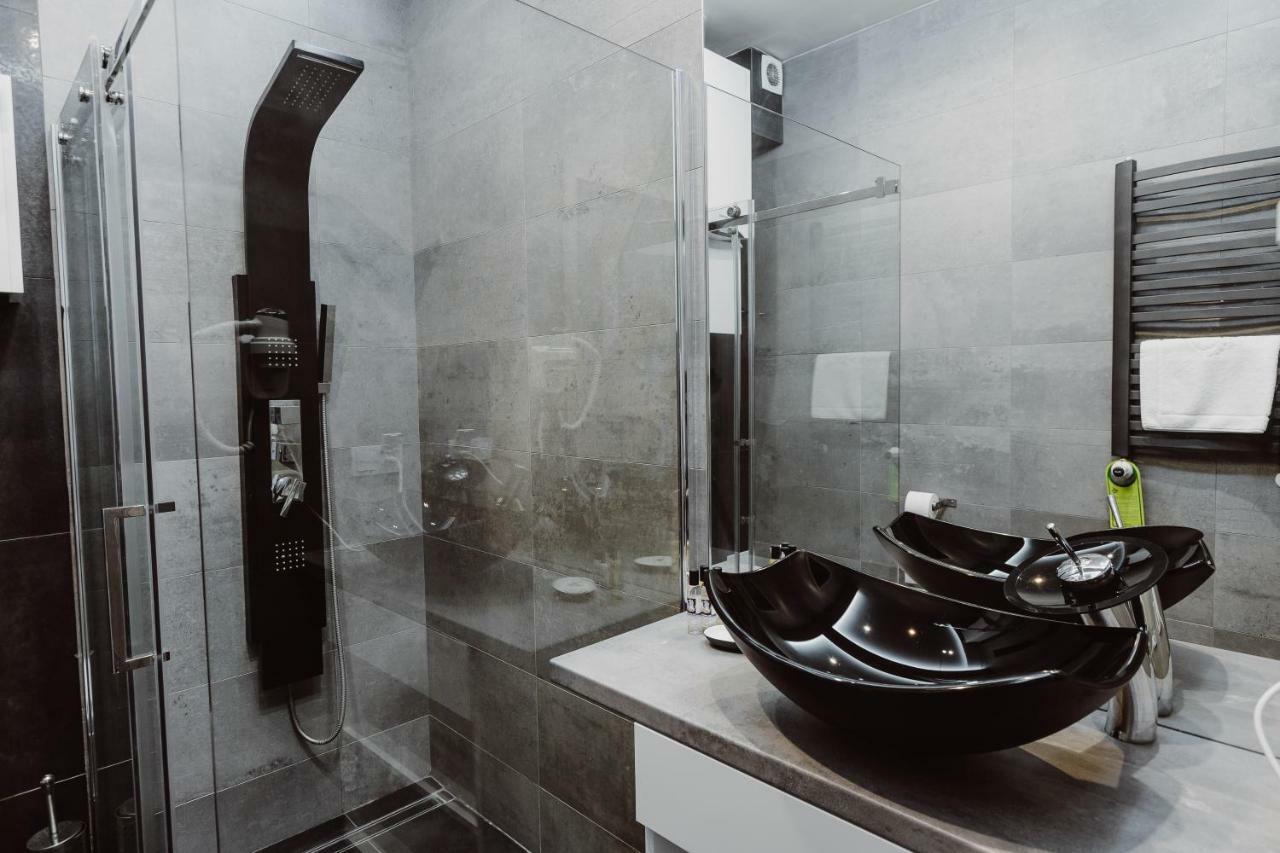 Leo Apartments Main Square クラクフ エクステリア 写真